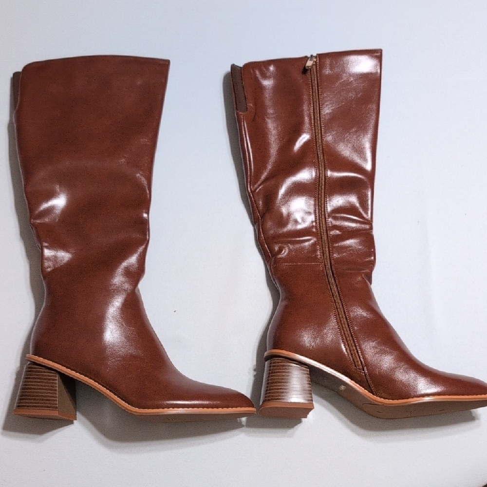 Brown Heeled Boots with Chunky Flared Heel